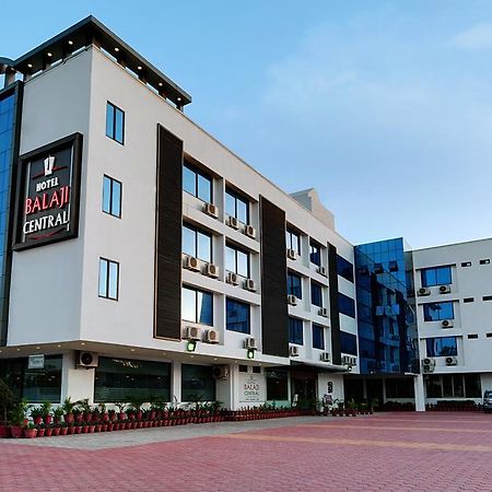Hotel Balaji Central Ratlām Esterno foto