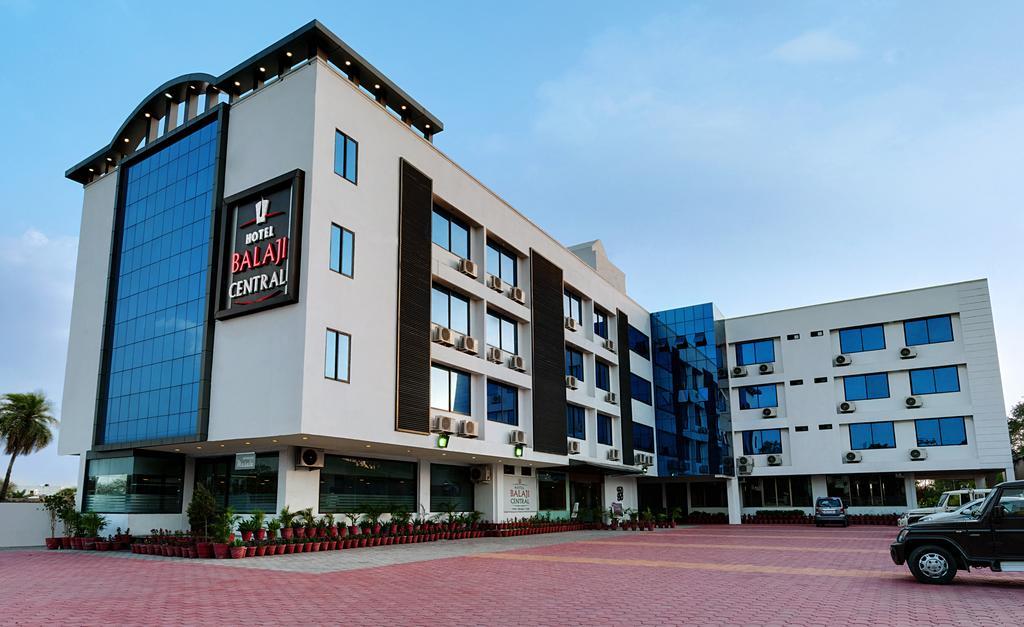 Hotel Balaji Central Ratlām Esterno foto