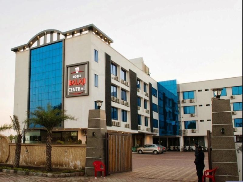 Hotel Balaji Central Ratlām Esterno foto