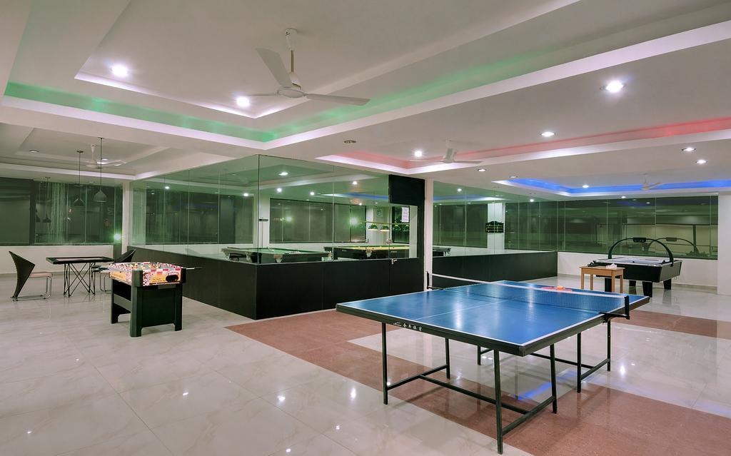Hotel Balaji Central Ratlām Esterno foto