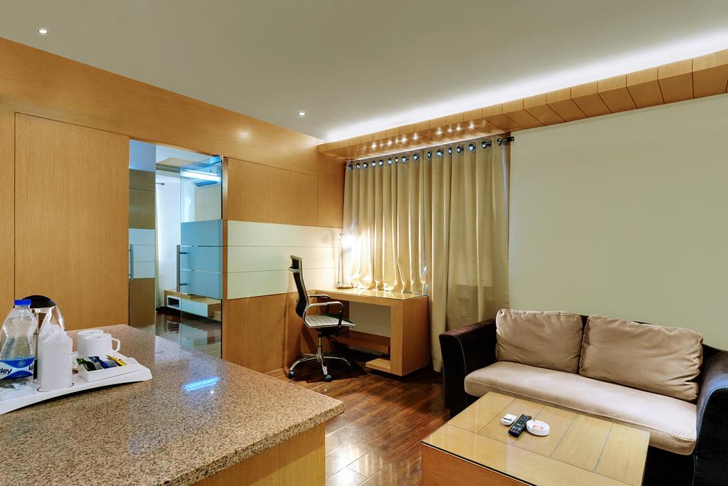 Hotel Balaji Central Ratlām Esterno foto